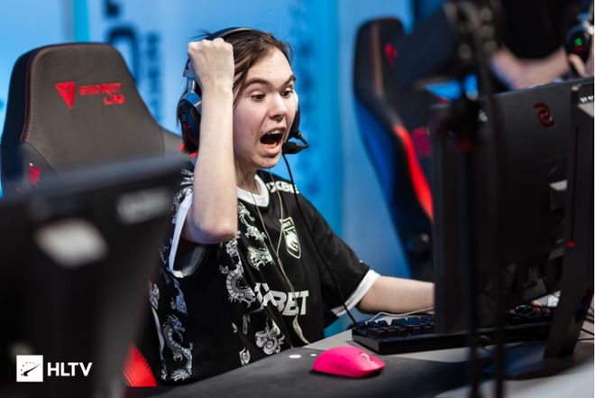 大球员的舞 大球员的舞