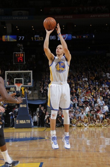 阿尔瓦雷斯 阿尔瓦雷斯