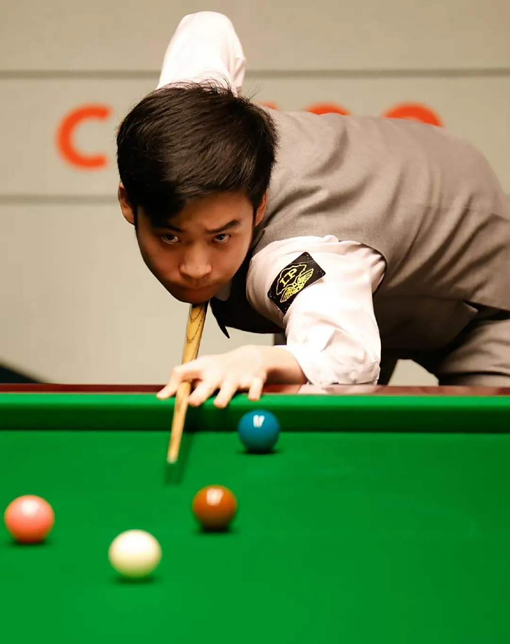 保持高度集 保持高度集